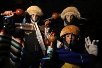 Miércoles 15 de enero del 2014. Chiapa de Corzo. Esta mañana da inicio al tradicional recorrido de Los Parachicos donde estos personajes vestidos con sarapes y mascaras de madera bailan y gritan vivas a los Patronos de esta comunidad de la Ribera del Rio 