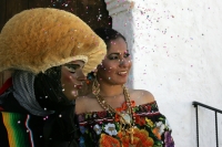 Parachicos. Miércoles 5 de enero. Los danzantes de la fiesta de enero se preparan para realizar los tradicionales recorridos de las Chuntaes, Parachicos y Chiapanecas dentro de la Fiesta Grande de Enero la cual iniciara el día 8 con el Anuncio de la Feria