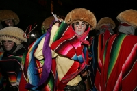 Lunes 10 de enero. Las Chuntaes, Parachicos y Chiapanecas bailan y gritan recorriendo las calles de la comunidad de Chiapa de Corzo durante los primeros días de la Fiesta Grande de Chiapas, la cual ser realiza durante las fiestas patronales de San Sebasti