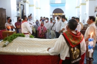 20210515. Tuxtla G. El culto a San pascualito reúne a los tradicionalistas y costumbristas de la comunidad Zoque quienes conservan los usos y costumbres de esta comunidad de la depresión central de Chiapas