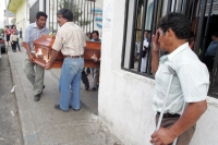 Sábado 25 de diciembre. José de Jesús León Aguilar, Arzobispo y Patriarca de San Pascualito perteneciente a la Iglesia Independiente Ortodoxa de México falleció este viernes 24 por lo que su cuerpo permaneció dentro de esta iglesia donde fue honrado por l