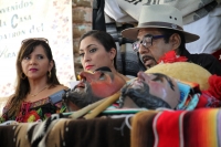 Viernes 4 de agosto del 2017. Chiapa de Corzo. Guadalupe Rubisel Gómez Nigenda, quien es el Patrón de los Parachicos en conferencia de prensa hace un severo llamado a la defensa de la corrupción de la imagen del Parachico y defender el uso respetuoso de l Viernes 4 de agosto del 2017. Chiapa de Corzo. Guadalupe Rubisel Gómez Nigenda, quien es el Patrón de los Parachicos en conferencia de prensa hace un severo llamado a la defensa de la corrupción de la imagen del Parachico y defender el uso respetuoso de l