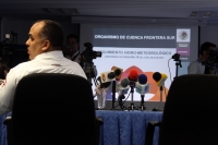 Lunes 22 de julio del 2012. Tuxtla Gutiérrez, Chiapas. Autoridades de Protección Civil y de CONAGUA dan a conocer los resultados del monitoreo climático que prevalecerá en Chiapas en los siguientes días.