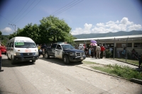 Elementos de la Policia Estatal resguardan algunas colonias populares ante la denuncia de sospechas de acarreo y compra de votos como sucedió a medio día en el Pedregal San Ángel.