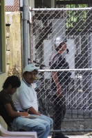Miércoles 17 de agosto. El edificio que alberga el CERESO No. 7 de Huixtla luce tranquilo y sin vigilancia especial despues de las versiones del traslado del ex gobernador Pablo Salazar Mendiguchia.