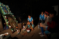 Jueves 12 de diciembre del 2013. Chiapa de corzo. Los peregrinos de San Cristóbal de las Casas pernoctan por última vez en la ciudad de la Ribera del Grijalva antes de regresar a la región de Los Altos esta madrugada.