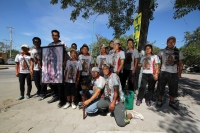 9 de diciembre del 2013. Tuxtla Gutiérrez. Peregrinos de los diferentes parajes y comunidades de San Juan Chamula recorren las iglesias y ermitas de la Virgen de Guadalupe ubicadas en el sureste de México, esto a pesar de los más de 34 grados que se regis