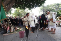 Domingo 10 de diciembre del 2017. Tuxtla Gutiérrez. Los peregrinos de las comunidades indí­genas se preparan para pernoctar para continuar el recorrido a las diferentes iglesias y ermitas de la Virgen de Guadalupe
