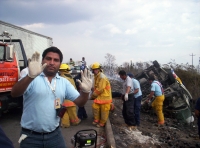 Fredy martín /Nosotros también trabajamos   Dos agentes del Ministerio Público de distrito, en la región Fronteriza-Sierra, constantemente obstaculizan el trabajo de los reporteros. Durante el accidente carretero en la vía Comitán-Pujilitc, que se saldó c