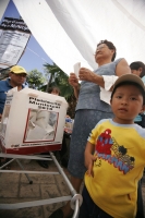 Los pobladores de la ciudad de Ocosocuautla de Espinoza participan esta mañana en el plebiscito que lleva a cabo para conocer la opinión de las personas sobre la propuesta de cambiarle el nombre de esta ciudad a Coita, nombre que deriva su toponimia y uso
