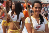 Sábado 30 de abril. Lo mejor por más en el estadio Zoque siguen siendo las porristas que engalan con su belleza y su sonrisa cada fin de semana de fut bol. Sábado 30 de abril. Lo mejor por más en el estadio Zoque siguen siendo las porristas que engalan con su belleza y su sonrisa cada fin de semana de fut bol.
