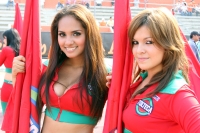 Sábado 30 de abril. Lo mejor por más en el estadio Zoque siguen siendo las porristas que engalan con su belleza y su sonrisa cada fin de semana de fut bol.