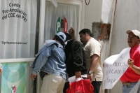 Militantes del PRI, marchan por la Calle Central para protestar ante la cúpula nacional para exigir la renuncia de Arely Madrid de la dirigencia estatal, posteriormente llegaron al edificio de Santo Domingo para tomar las instalaciones de este partido y d
