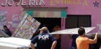 PGR/Tuxtla Gutiérrez, Chis., a 10 de marzo de 2010               DPE/1202/10  AMPF RETIRA DEL MERCADO MÁS DE CUATRO MIL PRODUCTOS APÓCRIFOS  En atención a diversas querellas presentadas por los apoderados legales de empresas productoras, el agente del Min