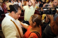 Domingo 14 de agosto.  Militantes del PRD realizan el congreso político para la elección interna donde eligen a Raquel Cal y Mayor como su nuevo dirigente estatal.