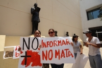 Viernes 3 de mayo del 2012. Protestan periodistas chiapanecos.