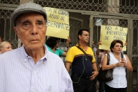 Lunes 29 de julio del 2013. Tuxtla Gutiérrez. Tres ex presidentes municipales Tuxtlecos marchan esta tarde para protestar en contra de la privatización del SMAPA.
