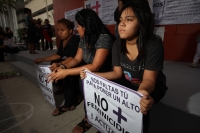 Lunes 14 de mayo del 2012.  Tuxtla Gutiérrez, Chiapas. Estudiantes y miembros de organizaciones sociales de Chiapas protestan en las ciudades de San Cristóbal de las Casas y en la capital de este estado por los femenicidios que han ocurrido en este estado