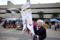 Lunes 18 de julio del 2016. Tuxtla Gutiérrez. Durante la manifestación del Pueblo Creyente en apoyo al Movimiento Magisterial en contra de la Reforma Educativa, indígenas y maestros realizan un acto religioso en la plaza central de la capital del estado d