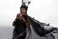 Miércoles 1 de diciembre. (especial 30 fotos). La comunidad lesbico, trans y gay de Chiapas participa en la marcha organizada por las ONG´s y grupos de ayuda y de derechos humanos durante la celebración mundial de la Lucha Contra el VIH-SIDA por la avenid