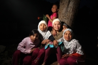 Martes 9 de julio del 2013. San Cristóbal de las Casas. Familias de indígenas tsotsiles Chamulas asentadas en la comunidad Molino de los Arcos celebran el inicio del ayuno durante el Ramadán.