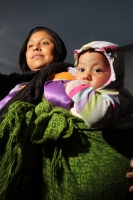 Martes 9 de julio del 2013. San Cristóbal de las Casas. Familias de indígenas tsotsiles Chamulas asentadas en la comunidad Molino de los Arcos celebran el inicio del ayuno durante el Ramadán.