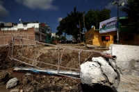 Lunes 5 de septiembre del 2016. Tuxtla Gutiérrez. Mientras que los vecinos esperan la ayuda pertinente, los drenes pluviales que confluyen en la 12 sur y 2 oriente quedaran al aire libre después de la obra millonaria ejercida entre 2015 y 2016
