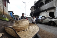 Miércoles 27 de junio del 2012. Pueblo Nuevo Solistahuacan, Chiapas.Habitantes de comunidad Rincón Chamula protagonizaron la víspera de este día un enfrentamiento dejando como saldo 6 casa 7 8 vehículos incendiados; provocados por un accidente entre una c