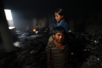 Miércoles 27 de junio del 2012. Pueblo Nuevo Solistahuacan, Chiapas.Habitantes de comunidad Rincón Chamula protagonizaron la víspera de este día un enfrentamiento dejando como saldo 6 casa 7 8 vehículos incendiados; provocados por un accidente entre una c