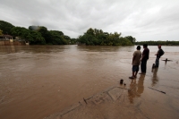 Jueves 9 de agosto del 2012. Chiapa de Corzo, Chiapas. La Capitanía de Puerto instruyo a los prestadores de servicios turísticos dentro del cauce del Cañón del Sumidero a que no usen las embarcaciones hasta nuevo aviso
