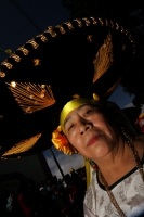 Miércoles 2 de febrero. Las celebraciones del día de la Virgen de Candelaria se celebran con danzas tradicionales donde los pertenecientes a la Cofradía de la Etnia Zoque presentan las danzas de la Casita y la Robadera en el atrio de la iglesia de este lu