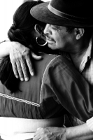 Lunes 29 de diciembre del 2014. Baila conmigo esta rumba candente, que la Gran Chiapa invita a cabalgar ,al ritmo del grueso hormiguillo, que tus dulces caderas incitan, a la andante melodía suave, morena, caliente de sol y agua brava que tus labios canta