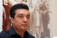 Rutilio Escandón Continuara buscando la candidatura.