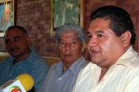 Guadalupe García/ Maestros de la Sección 40 del Sindicato Nacional de Trabajadores de la Educación pidieron a los partidos PRD, PAN, Convergencia y PANAL valorar la candidatura del David Aguilar Solís – actual diputado local por Nueva Alianza- para presid