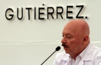 Jueves 16 de abril del 2020. Tuxtla Gutiérrez. El Secretario de Salud de Chiapas, José Manuel Cruz Castellanos, actualiza la información de los casos de contagios de Covid-19 en este estado del sureste de México