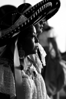 Miércoles 1 de febrero del 2017. San Fernando, Chiapas. La danza de Las Candelarias. Las mujeres y jóvenes de la comunidad visten el traje tradicional Zoque acompañado de un sombrero charro para bailar en las fiestas patronales de la virgen de la Candelar