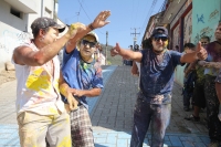 Lunes 7 de marzo. Los Danzantes del Carnaval Zoque en la comunidad San Fernando interpretan la lucha entre los personajes conocidos como El Monito y El Tigre. Esta localidad se ubica a 20 minutos sobre la carretera de Tuxtla Gutiérrez hacia la zona  de Lo