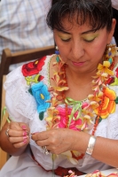 Viernes 25 de abril del 2014. Tuxtla Gutiérrez. La Flor de Mayo es la protagonista de las festividades patronales de San Marcos en la capital del estado de Chiapas, donde La Ensarta y la procesión a la usanza de los indígenas Zoques lleva a punto culminan