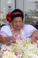 Viernes 25 de abril del 2014. Tuxtla Gutiérrez. La Flor de Mayo es la protagonista de las festividades patronales de San Marcos en la capital del estado de Chiapas, donde La Ensarta y la procesión a la usanza de los indígenas Zoques lleva a punto culminan