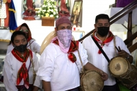20210425. Tuxtla G. Las familias dela comunidad Zoque realizan las ofrendas en honor a San Marcos, patrono de la capital del estado de Chiapas 20210425. Tuxtla G. Las familias dela comunidad Zoque realizan las ofrendas en honor a San Marcos, patrono de la capital del estado de Chiapas