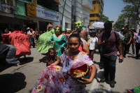 Domingo 17 de mayo del 2015. Tuxtla Gutiérrez. El recorrido del Carretón de San Pascualito dentro del calendario tradicional de los indígenas zoques, quienes acompañan a las replicas del famoso esqueleto con danzas y festejos propios de esta cultura de la