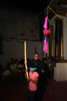 Lunes 24 de Diciembre del 2012. Piñata de Navidad que la Iglesia de San Pascualito ofrece a los niños pobres de este barrio tuxtleco.