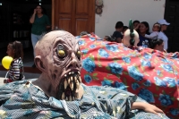 Viernes 30 de agosto del 2019. San Cristóbal de las Casas. Qué Panzudos. Los personajes que satirizan y ríen durante las procesiones patronales en las calles de San Cristóbal de las Casas durante las celebraciones patronales del Barrio de San Ramón.