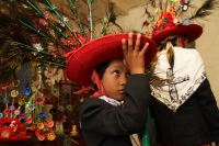 Viernes 17 de agosto del 2018. Tuxtla Gutiérrez. La Danza de San Roque o Jatararoque Etzé. La comunidad zoque lleva a cabo el recorrido del Baile de los cuatro Patrones de la ciudad San Jacinto, Santo Domingo, San Bartolomé y San Roque durante las fest