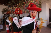 Miércoles 16 de agosto del 2017. Tuxtla Gutiérrez. Los grupos de danzantes tradicionales de la comunidad Zoque celebran los festejos del Santo Patrono del Barrio de San Roque bailando con la música del carrizo y tambor recorriendo las calles de la ciudad Miércoles 16 de agosto del 2017. Tuxtla Gutiérrez. Los grupos de danzantes tradicionales de la comunidad Zoque celebran los festejos del Santo Patrono del Barrio de San Roque bailando con la música del carrizo y tambor recorriendo las calles de la ciudad