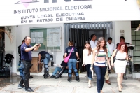 Jueves 11 de junio del 2015. Tuxtla Gutiérrez. Los candidatos ganadores de la representación federal reciben este medio día la constancia de mayoría en las instalaciones del INE en Chiapas