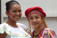 Sábado 21 de julio del 2012.  San Cristóbal de las Casas, Chiapas. Habitantes de Tecun Uman, Guatemala reciben el reconocimiento cultural por parte de las autoridades del ayuntamiento de la ciudad de San Cristóbal de las Casas, Chiapas.