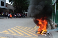 Jueves 10 de septiembre del 2020. Tuxtla Gutiérrez. Normalistas durante la protesta de esta tarde en la Secretaria de Educación