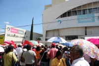 Martes 22  de febrero. Militantes de Antorcha Campesina se manifiestan este medio día en las instalaciones de la SEDESOL para exigir que sean liberados los recursos para viviendas de colonias populares.