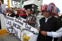 Jueves 19 de marzo del 2015. Chiapa de Corzo. Los Sembradores de la Paz se presentan como el nuevo Concejo de Pacificación al interior de la Sociedad Civil Las Abejas, quienes replantean su estructura social y de acciones al tomar la caseta de cobro de la